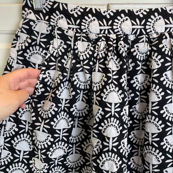 CYNTHIA by Cynthia Rowley B/W Cotton Skirt Sz 4 w 100% Cotton Lining - Picture 2 of 9
